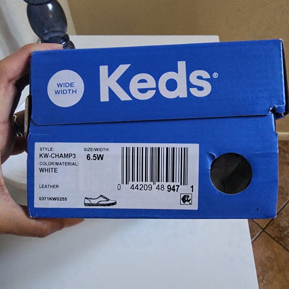 Keds 100% leather sneaker - Picture 3 of 9